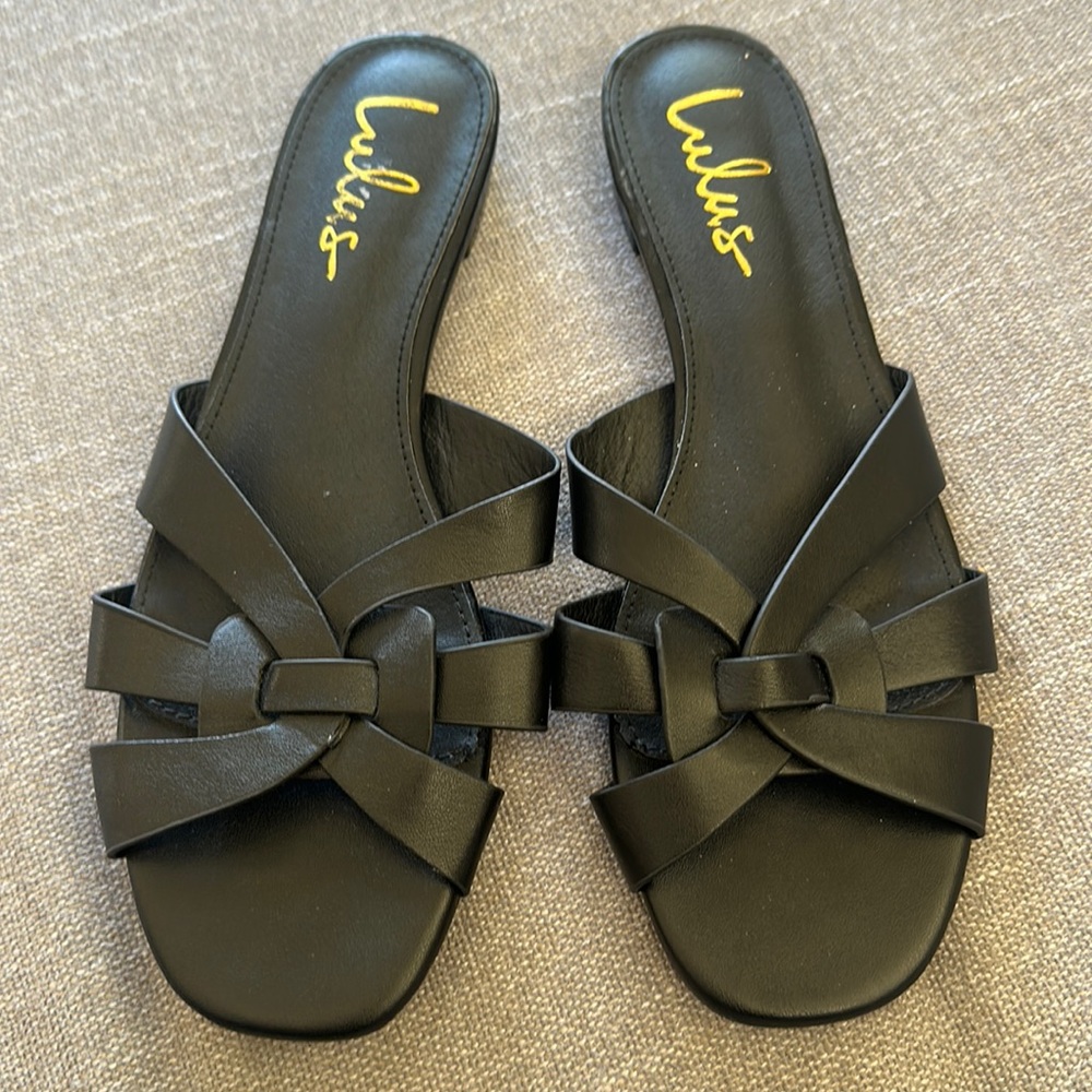 Lulu’s Caitlin Black Slide Sandals Size 8 1/2